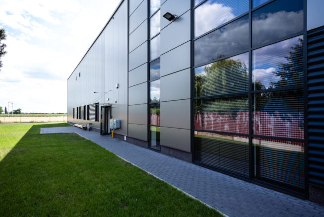 hala-produkcyjno-magazynowa-deco_sun-wielkopolskie-kostrzyn-wielkopolski-2016-1