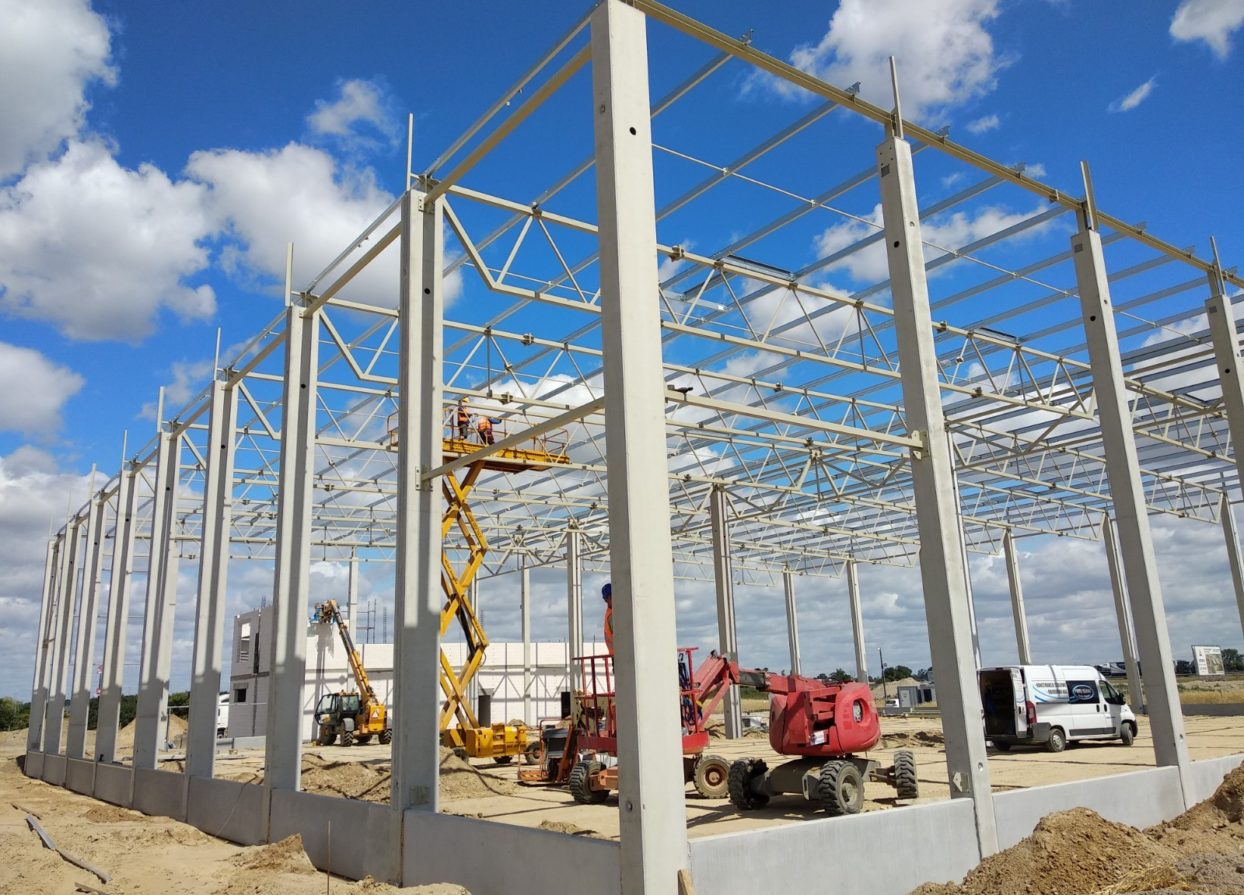 karuzela - budowa-hala-magazynowa-prokar-2019-wielkopolskie-krzyżowniki-1