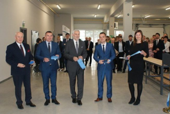 1544430333_bc4fe4e48d43531380b82e3cc882a0d7