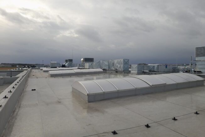 dach świetliki motoplast