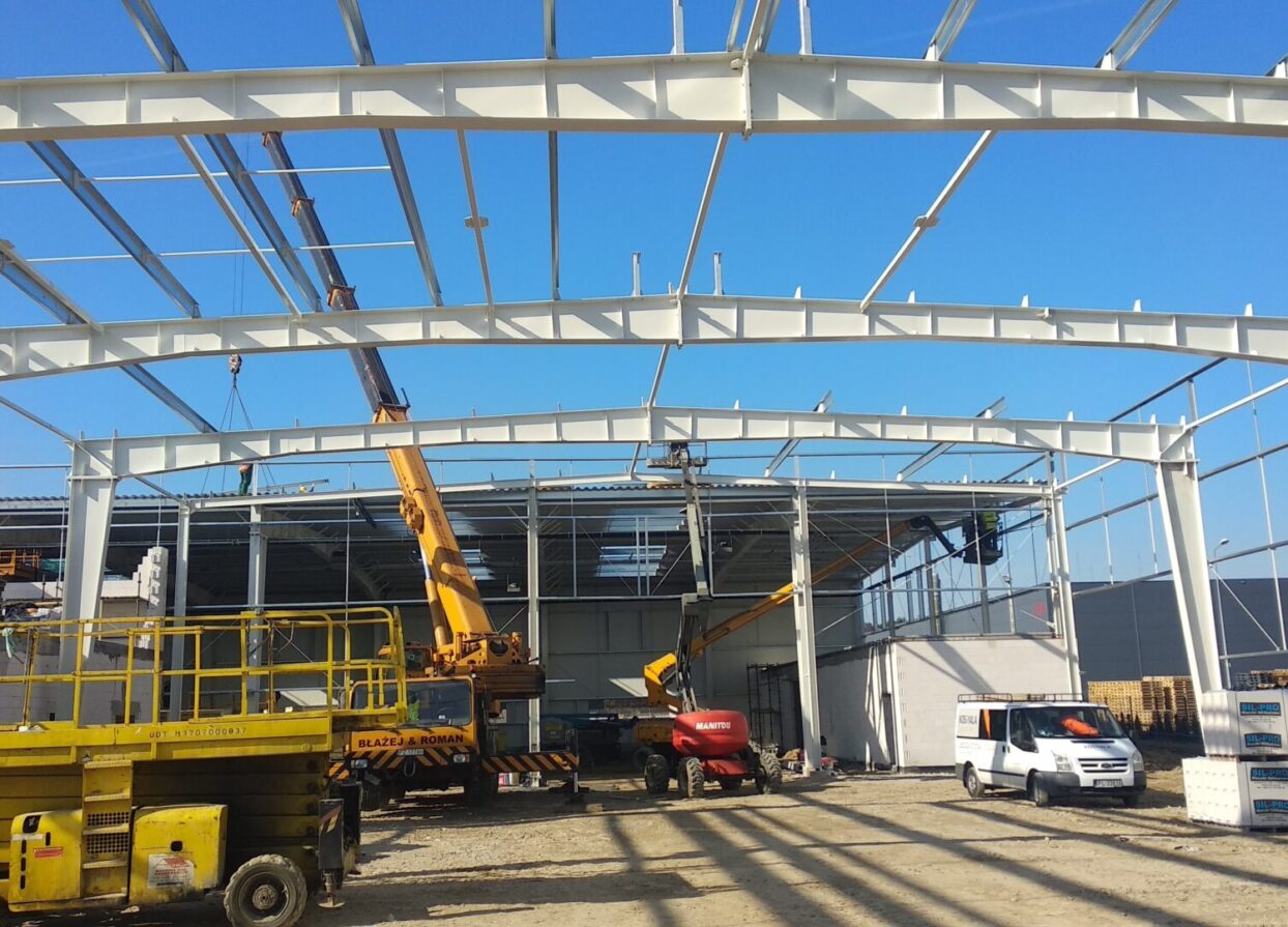 Motoplast-się-rozwija-budujemy-halę-z-częścią-biurową