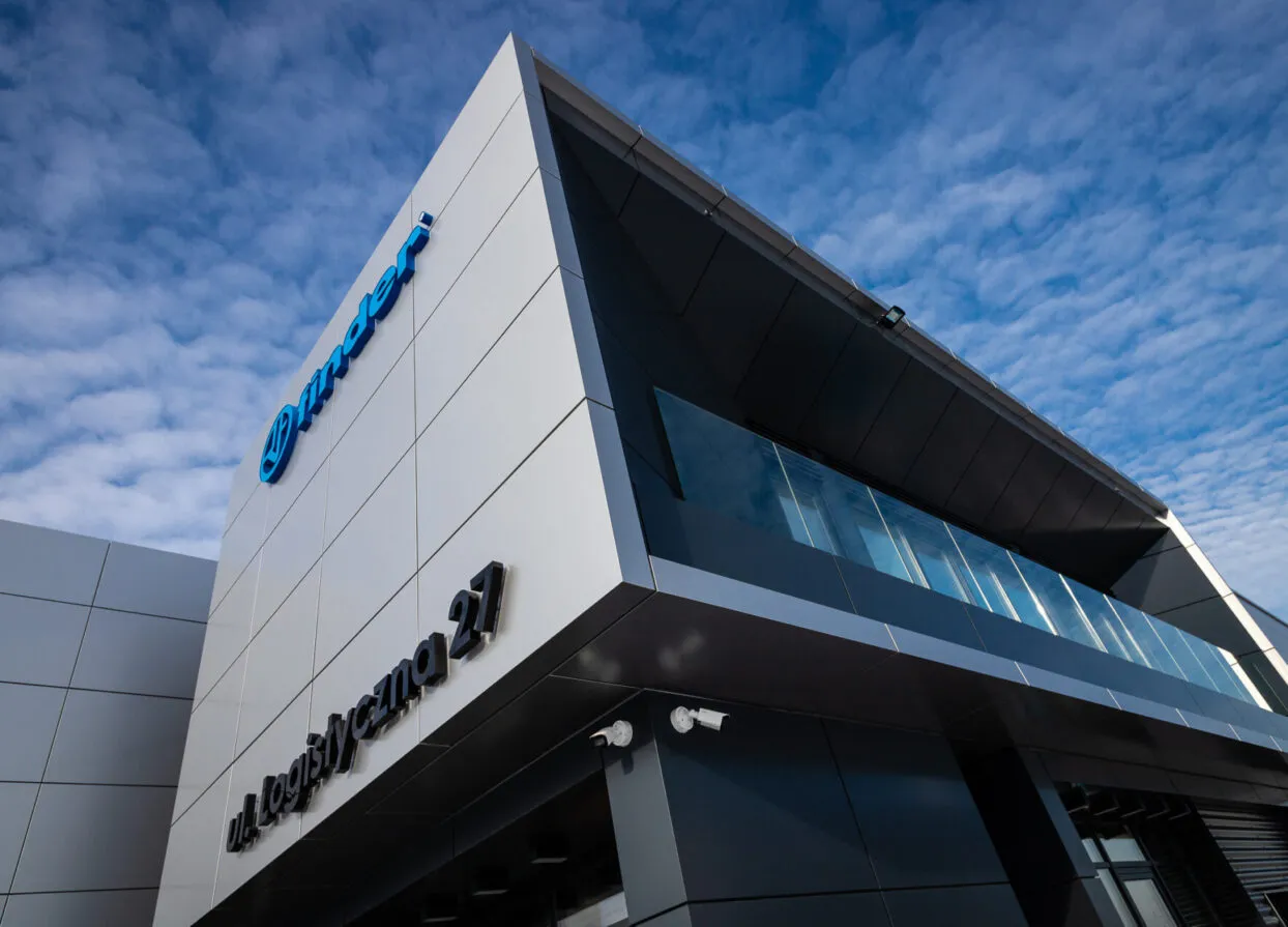 amwin-finder-projektant-amwin-tarnowo-podgórne-hala-z-biurowcem-budowa-nowy-magazyn-2021