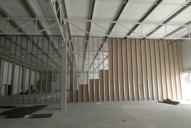 ściany-działowe-m-park-gniezno-galeria-genrealny-amwin-22