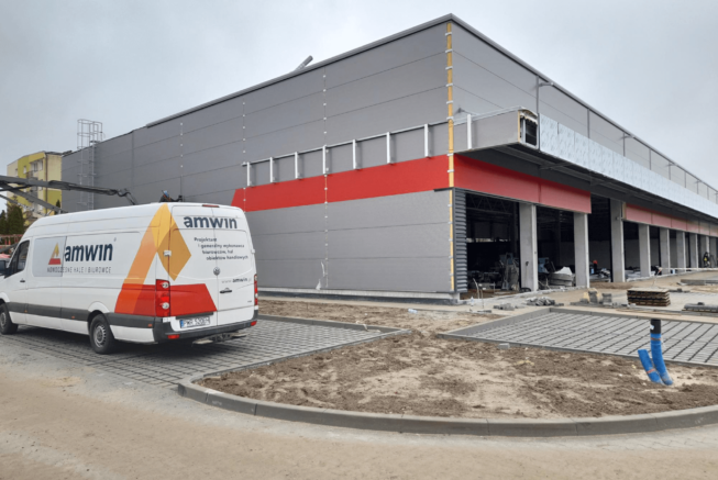 elewacja z plyty warstwowej