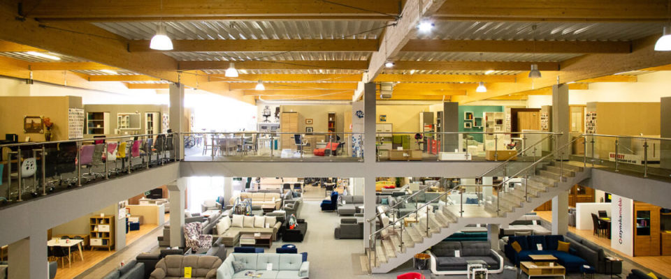 Przykładowe wnętrze hali handlowej