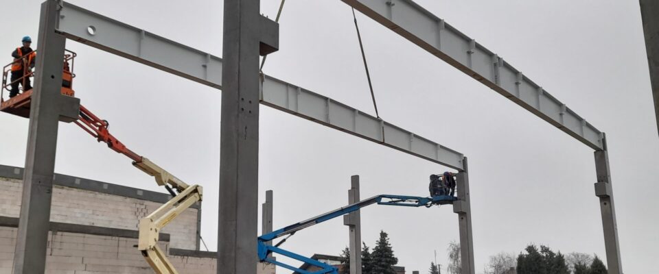 montaż konstrukcji stalowej