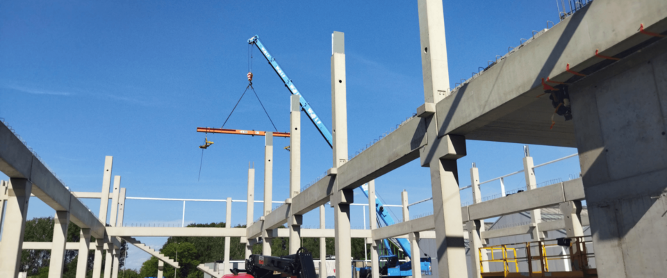 Fundamenty hali - budowa centrum